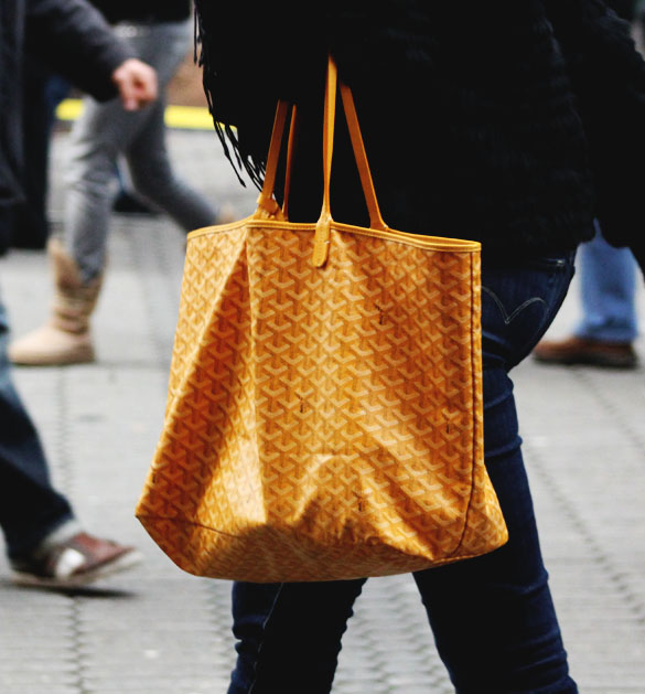 goyard shopper bag in yellow