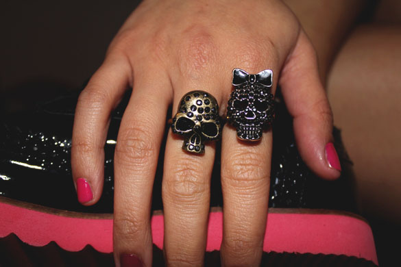 skull rings 