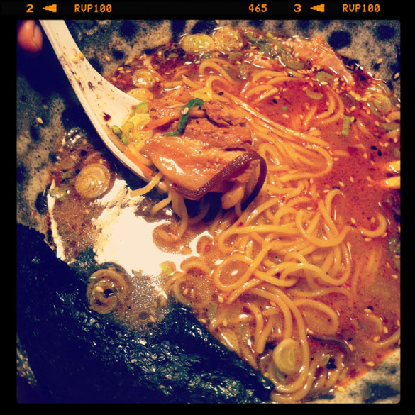 tonkotsu ramen cocolo berlin close up photo